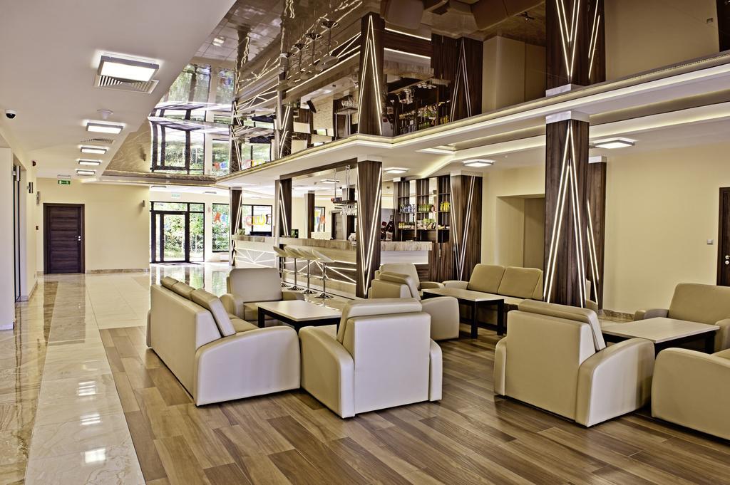 Hotel Sanvit Lake Resort & Spa オクニンカ エクステリア 写真