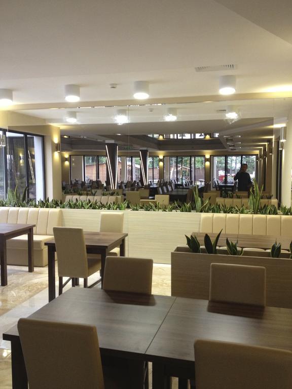 Hotel Sanvit Lake Resort & Spa オクニンカ エクステリア 写真