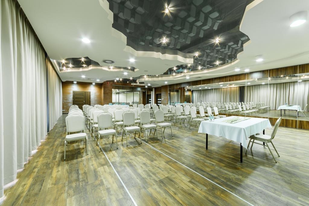 Hotel Sanvit Lake Resort & Spa オクニンカ エクステリア 写真
