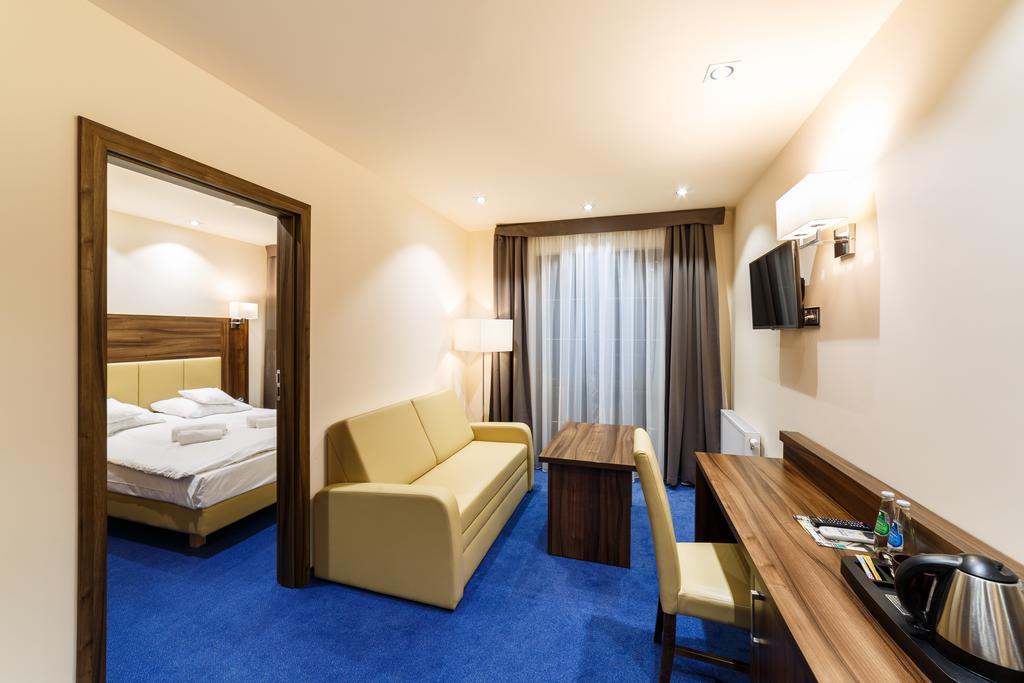 Hotel Sanvit Lake Resort & Spa オクニンカ エクステリア 写真